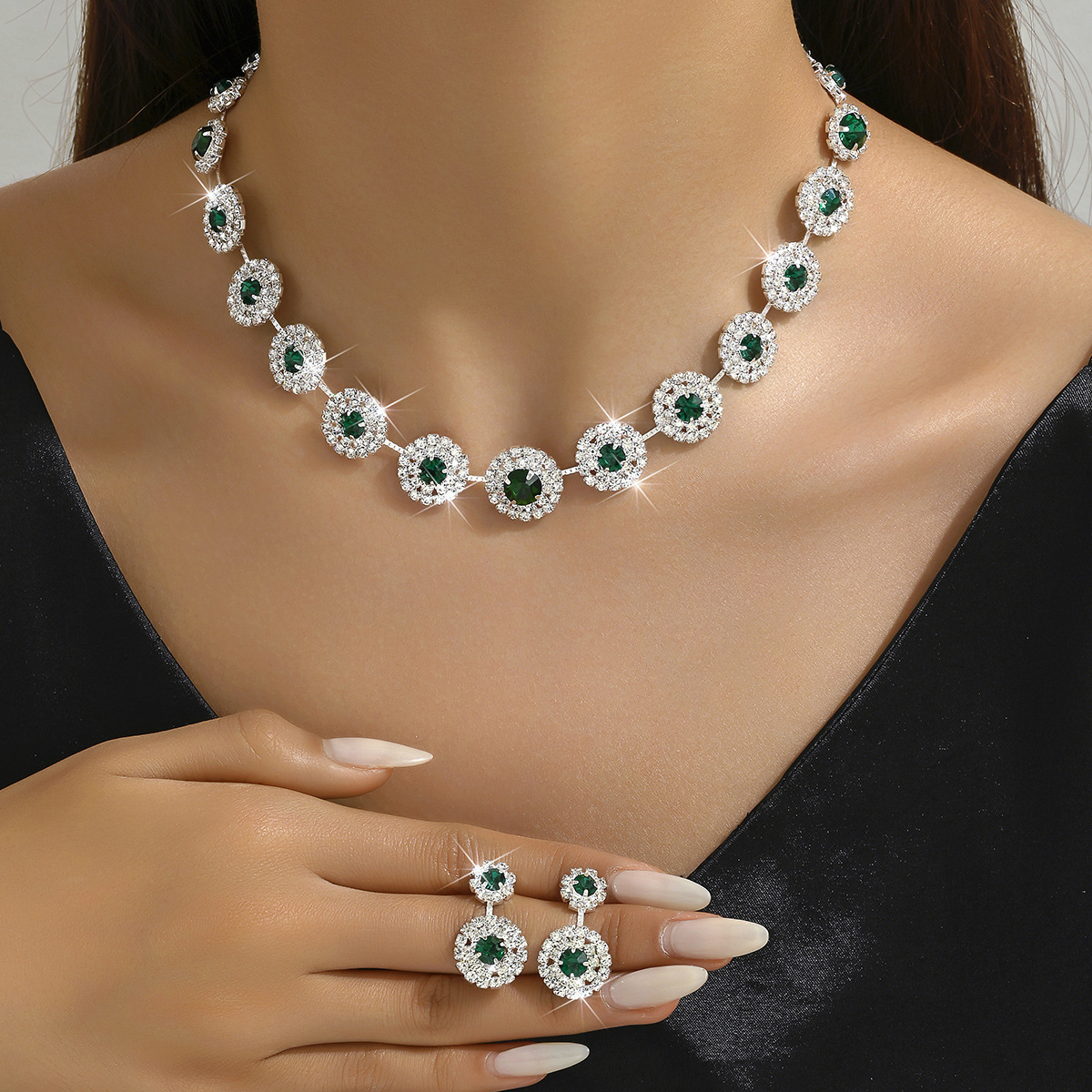 2024 Cross Border Fashion Jewelry Set Luxury Wedding Party Women's Jewelry Round Water Drop Necklace Earrings Set