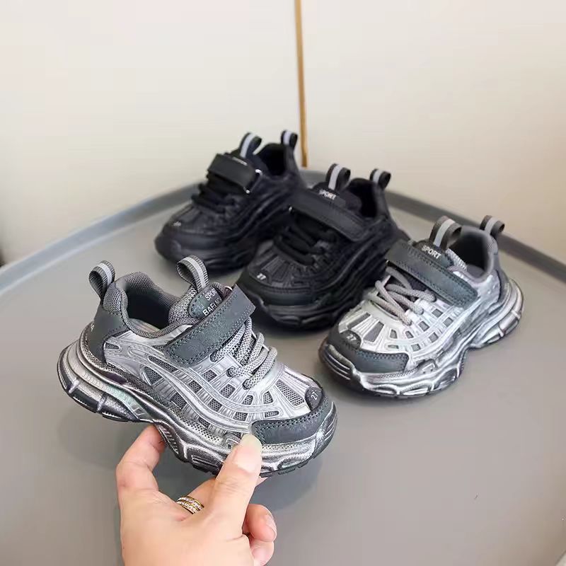 Ultra-Light 2025 Spring Soft-Soled Boys' Shoes, Spring & Fall New Kidsren's Sports Shoes, Breathable Mesh Girls' Dad Shoes
