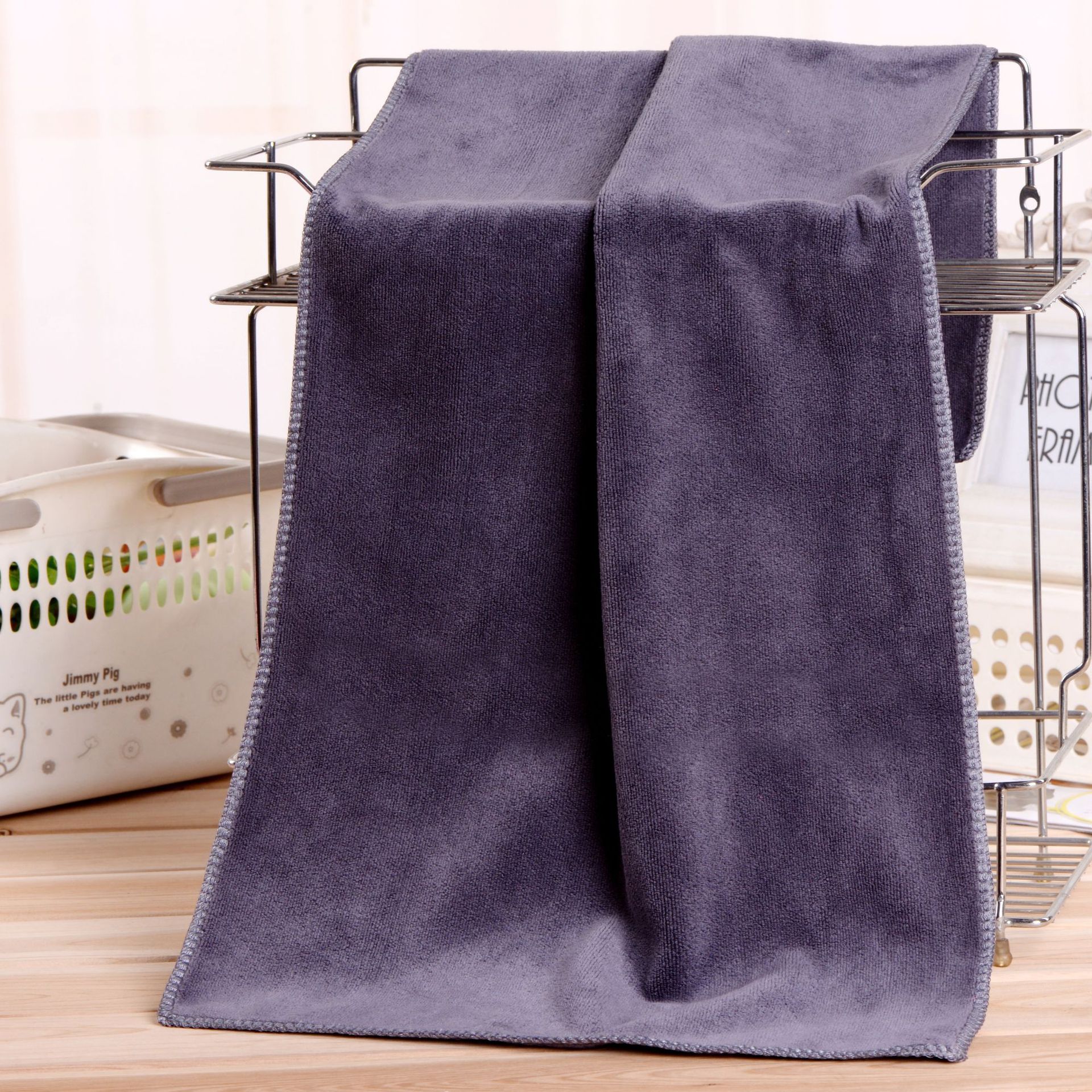 Picture of Barber shop beauty salon towel special turban hair salon strong absorbent disinfection towel can add logo wholesale