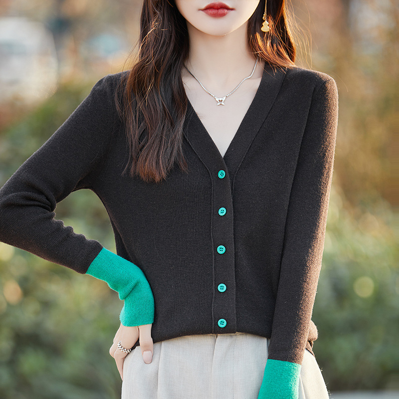 Picture of 2024 Autumn and Winter New V-neck Contrast Color Knitted Cardigan Women's High-end Sense Stitching Loose All-match Elegant Top