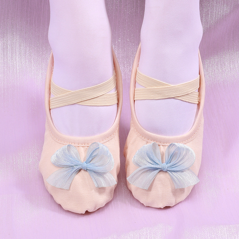 Canvas Kidsren's Dance Shoes for Girls Practicing Ballet Dance Performance Cat Claw Shoes Cute Chinese Dance 8028