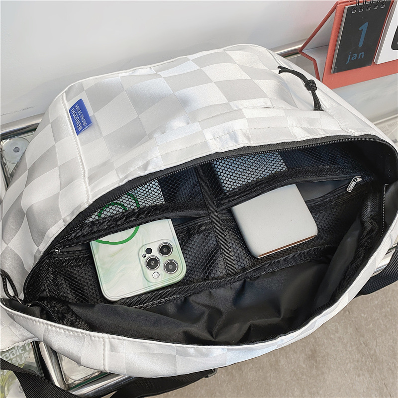 Picture of Korean style sports chest bag 2024 new men's fashion trendy student shoulder bag personalized casual messenger bag
