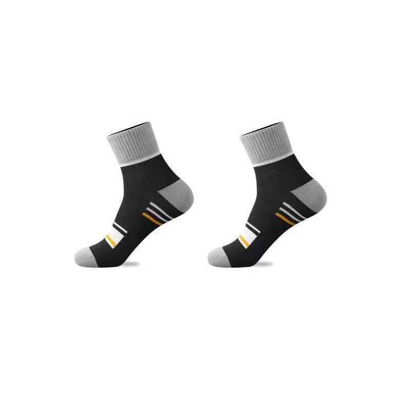Picture of Autumn Socks for Men, Odor-Resistant, Non-Slip, Breathable, Color-Blocked Striped Men's Socks, Zhuji Socks, Mid-Calf Socks, Men's Socks