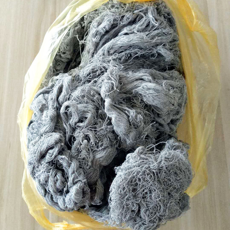 Picture of Gray Yarn Scraps for Machine Wiping, Industrial Cotton Yarn for Water and Oil Absorption, Wholesale Recycled Decontamination and Degreasing