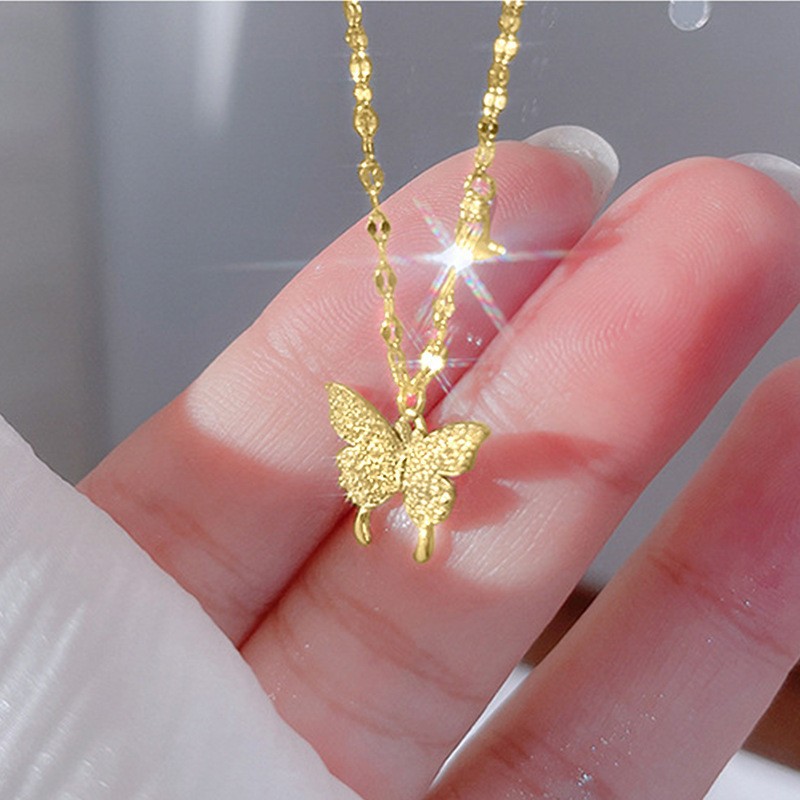 Fashion Simple Butterfly Necklace Women's Summer Light Luxury High Sense 2022 New Niche Design Pendant Collarbone Chain