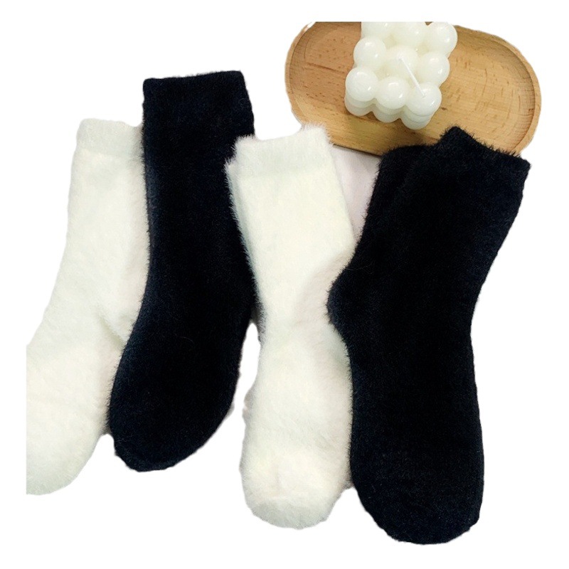 Mink Velvet Breathable Socks Children's Mid-tube Socks Autumn and Winter fleece-lined Thickened Furry White Moon Socks Warm Furry Socks