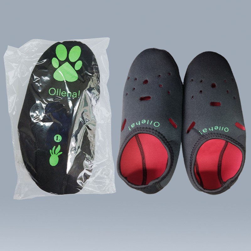 Picture of Autumn and winter floor heating socks hot selling Korea and Japan diving socks beach socks early education center parent-child