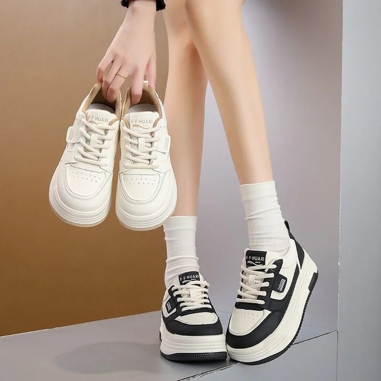 Picture of Explosions thick-soled small white shoes women's 2025 spring new all-match thick-soled heightened board shoes casual shoes muffin sneaker