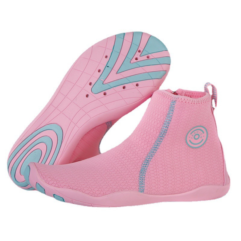 Picture of Amazon Cross-Border 2024 Spring and Summer New High-Top Outdoor River Tracing Shoes for Men Wading Beach Swimming Shoes for Women Wholesale