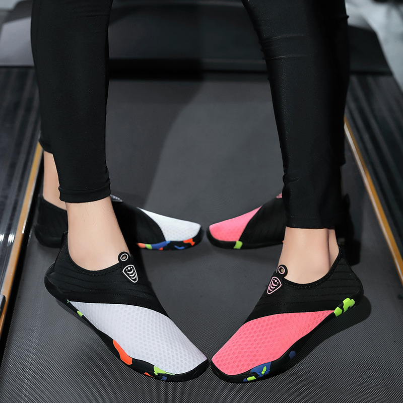 Manufacturer Wholesale Swimming Shoes Diving Outdoor Beach Shoes Couple River Tracing Shoes Fitness Skin-fitting Snorkeling Skating Shoes