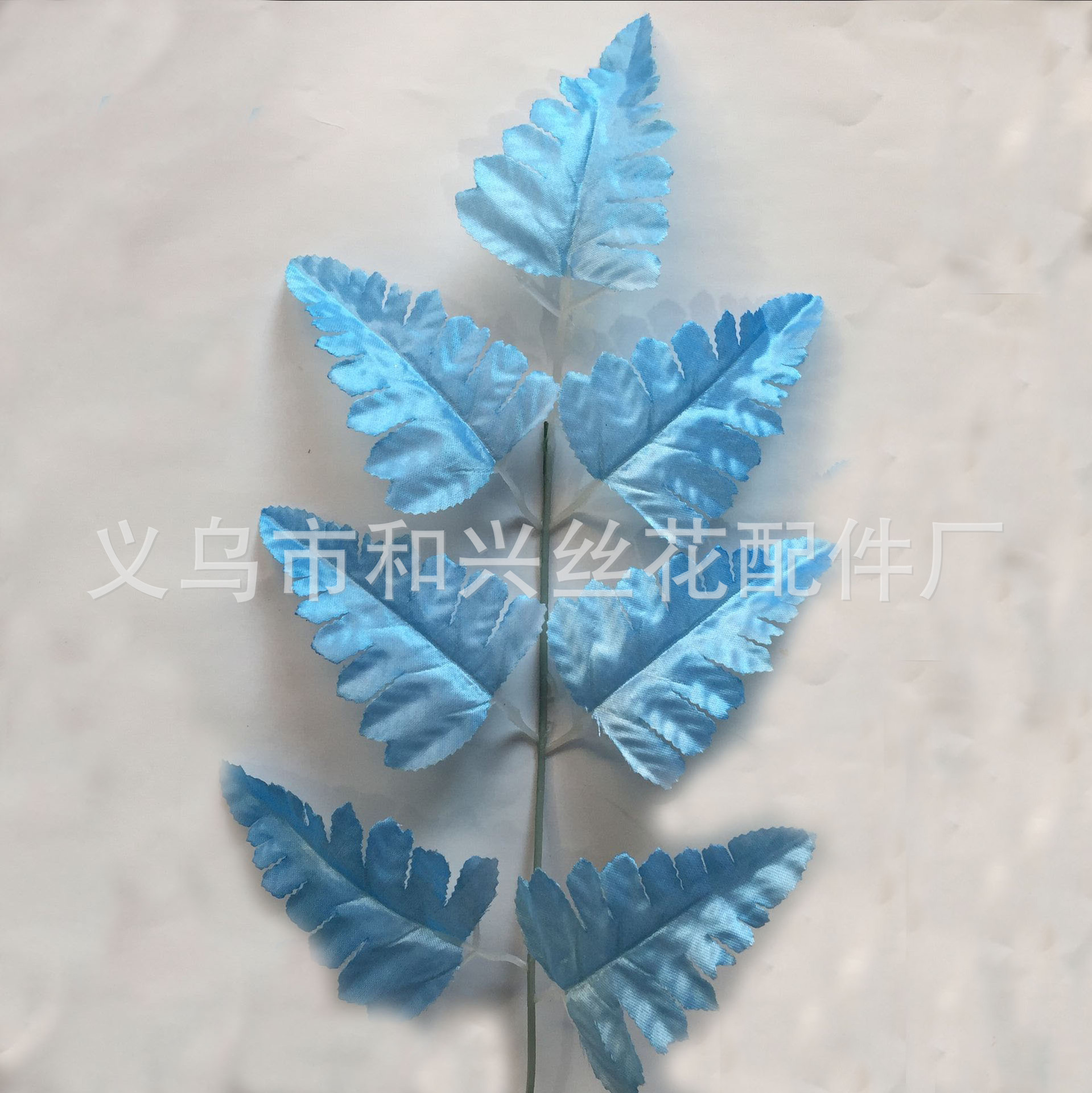 Picture of Simulated Persian Leaves, Artificial 7-Pronged Persian Leaves, Green Plant Flower Arrangement Accessories, Simulated Leaves, Simulated Flower Wedding Decoration