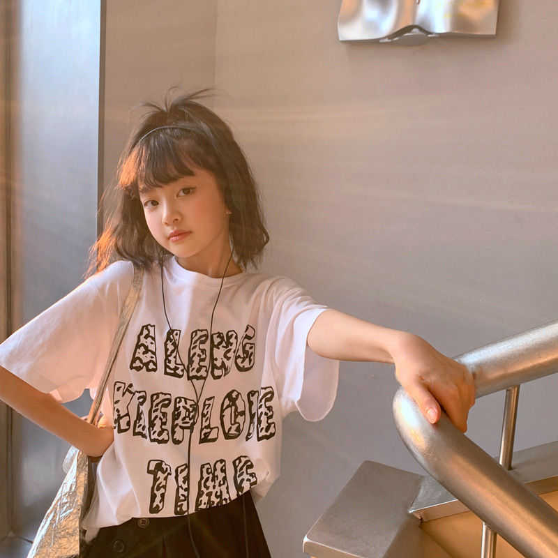 Girls' Short-sleeved T-shirt 2023 Spring and Summer New Korean Style Fried Street Middle and Big Kids Loose All-match Leopard Print Letter Top Trendy