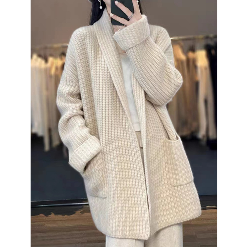 Picture of Korean style autumn and winter lazy style thick line plus size sweater cardigan elegant mid-length loose knitted thickened coat for women