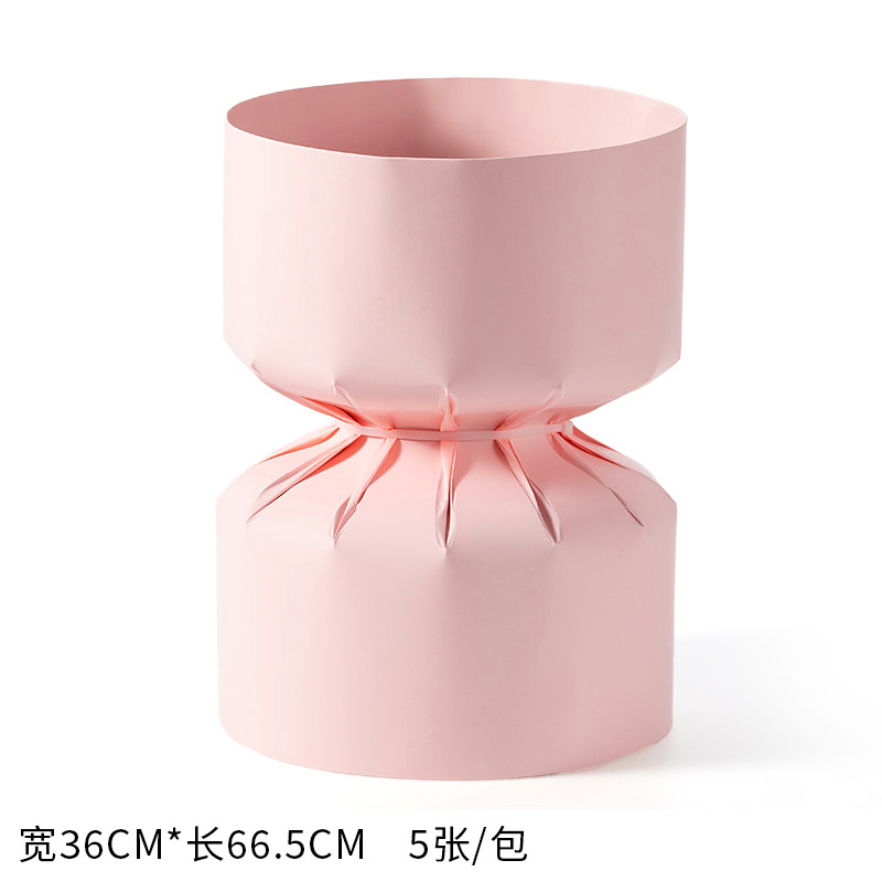 Picture of Valentine's Day Small Fragrant Style Flower bouquet Stereotypes Round bouquet Lined with cardboard Quick Flower Artifact Flower Packaging Material
