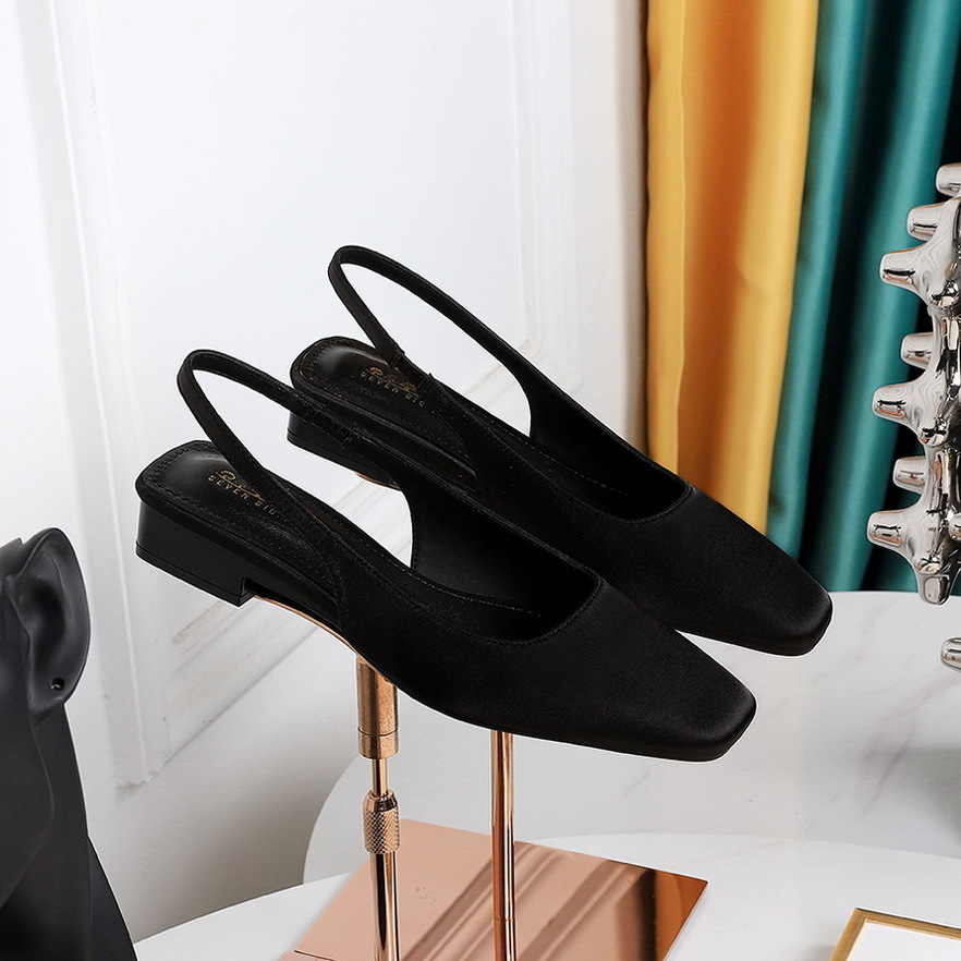 Picture of 972 French Retro Style Flats Heel Shallow Mouth Back Strap Square Toe Flats Feminine Silks and Satins Toe Cap Low Heel Women
