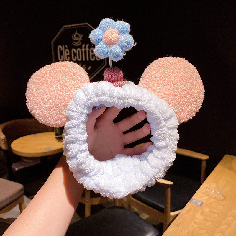 Picture of Special Headband for Face Washing for Women 2025 New Autumn and Winter Cute Bear Headband Hairband Hairpin Hair Accessory Plush Headwear