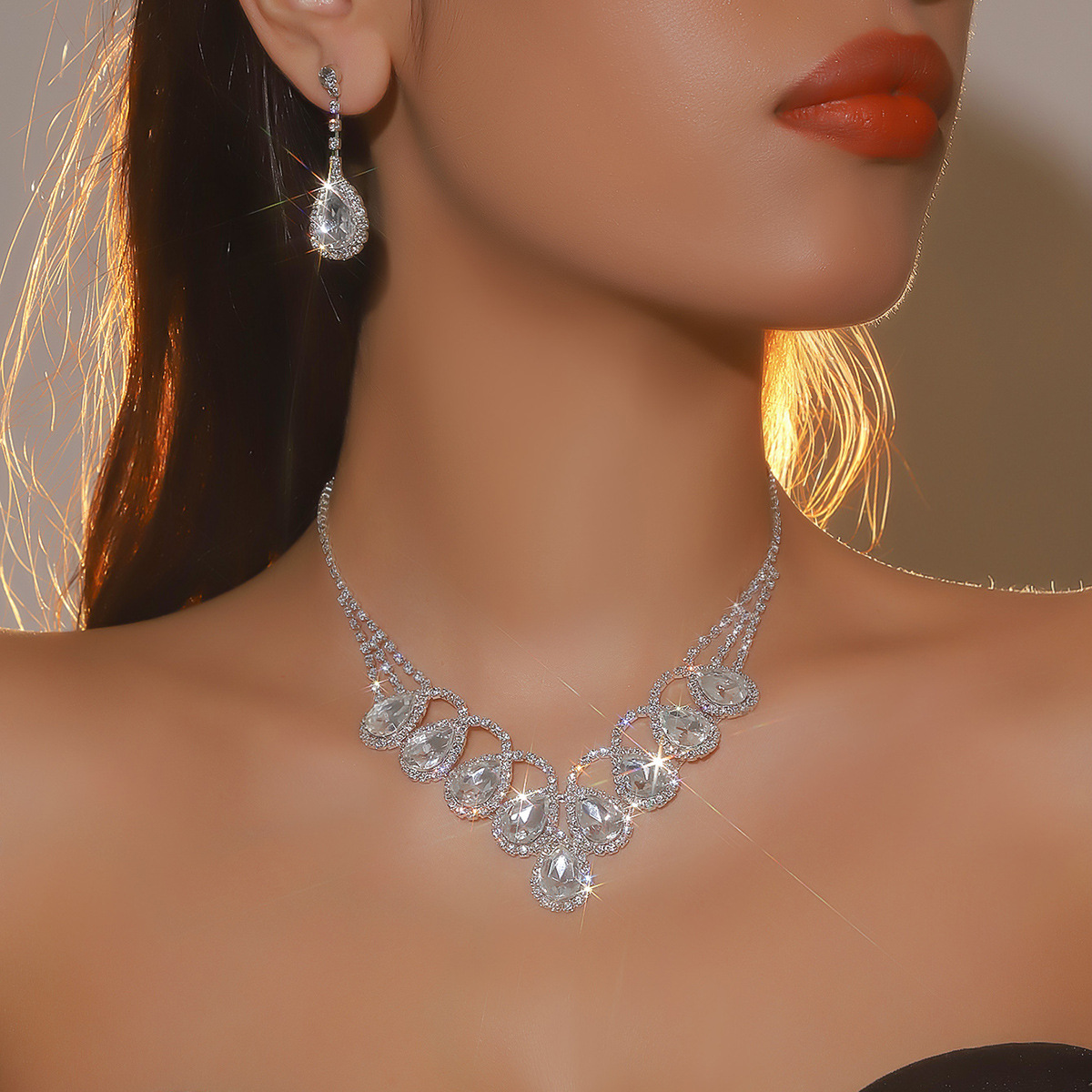 Amazon European and American Two-Piece Set Rhinestone Necklace and Earrings Set Fashionable Zircon Necklace Earrings Bridal Jewelry