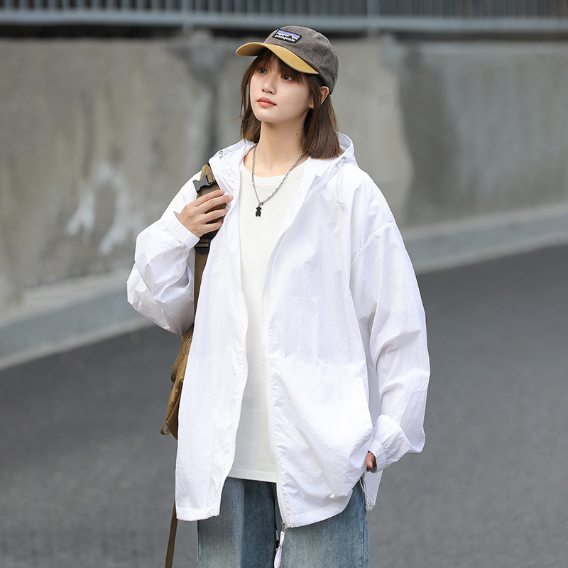 Picture of UPF50 Ice Silk Sunscreen Clothing Women's Summer Thin Loose Waterproof Sunscreen Clothing Couple Coat Men Can Develop LOGO