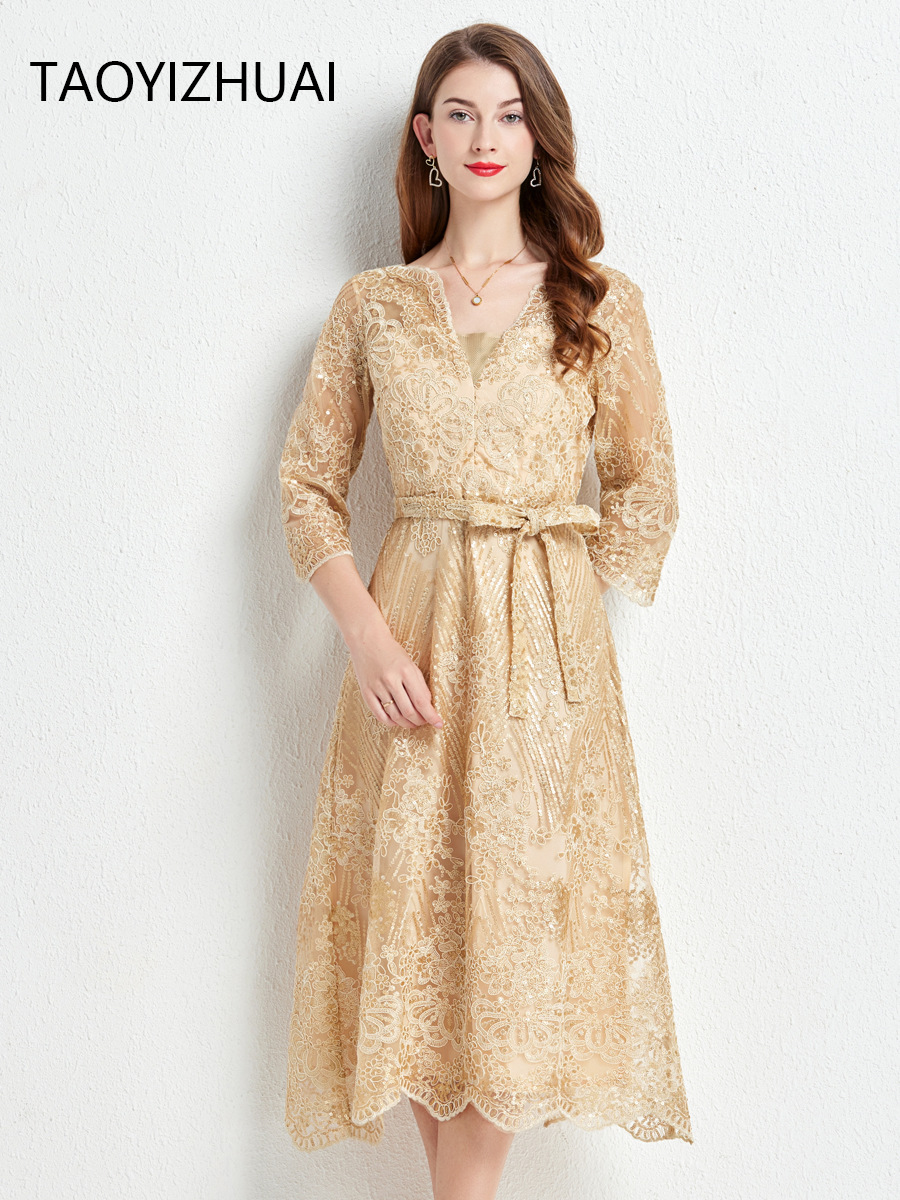 Picture of TAOYIZHUAI brand evening dress women's chubby girl French fashion light luxury banquet sequined embroidered lace dress