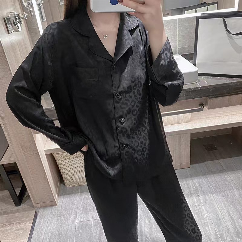 Picture of ins Cyber Celebrity Lace Long-sleeved Simple Black Spring and Autumn Long-sleeved Trousers Cardigan Pajamas Women's Sweet Loose Home Clothes
