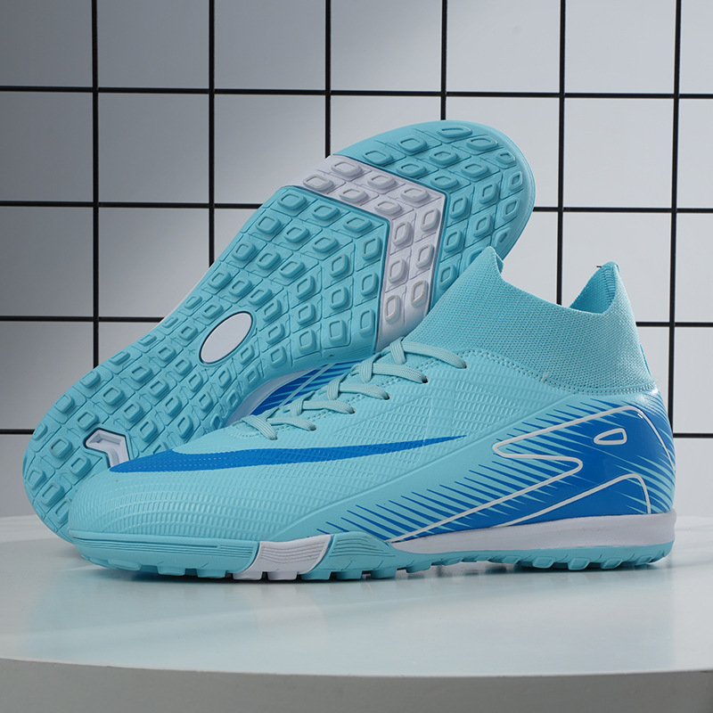 Cross-border Amazon thorn 16 manufacturers help to send football shoes on behalf of men's high-top long and short nails broken nails grass sneaker women