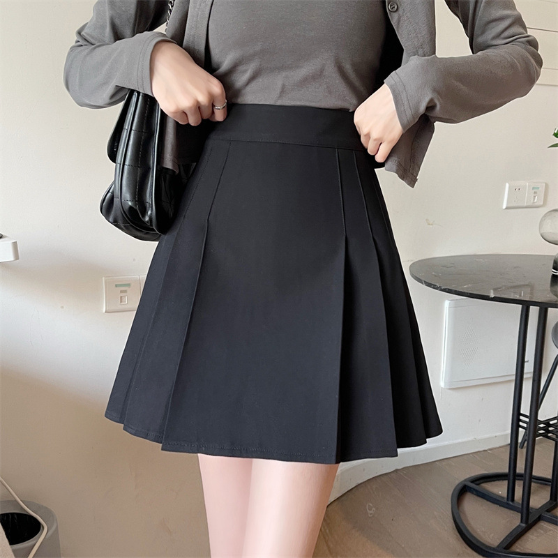 2023 Autumn and Winter New High Waist Slimming Elegant Ladies Black Skirt Women's Chubby Size Pleated Short Skirt