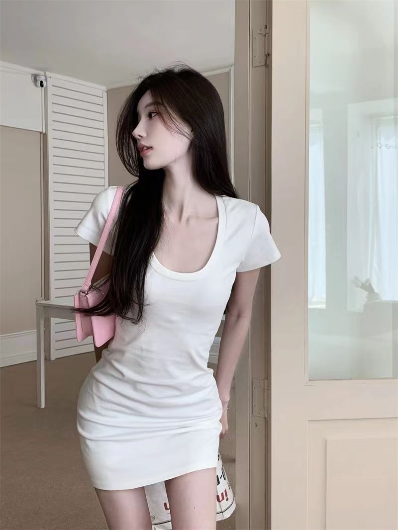 Picture of Casual and Versatile Short-Sleeved Elegant Short Skirt Slimming Skirt New Summer Tight Elastic French Hip-Hugging Dress for Women