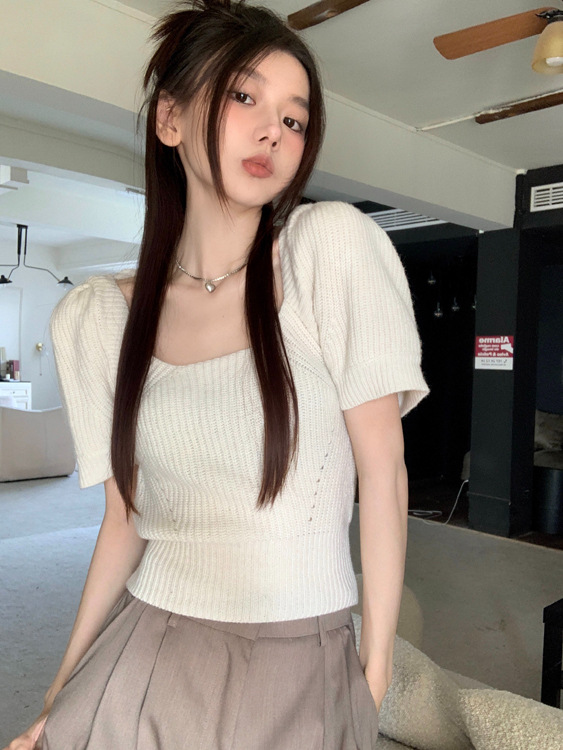 Early autumn French style square collar puff sleeve thin sweater short sleeve knitted top design sense niche short bottoming shirt for women