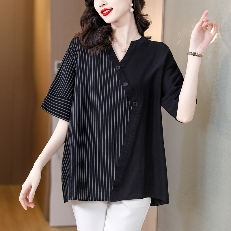 Casual and Generous Stripesd Splicing Short-Sleeved T-Shirt for Women 2025 Summer Loose, Flesh-Covering and Age-Reducing Black Large Size Top