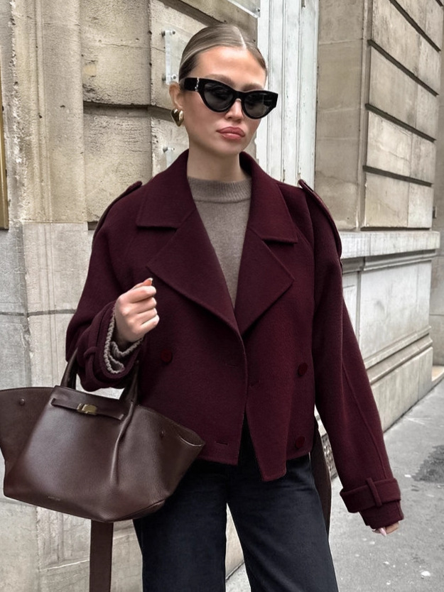 Picture of Autumn and Winter French Brown Woolen Coat Women's Commuter Fashion Thickened Double-breasted Woolen Coat Jacket Loose Women's Clothing