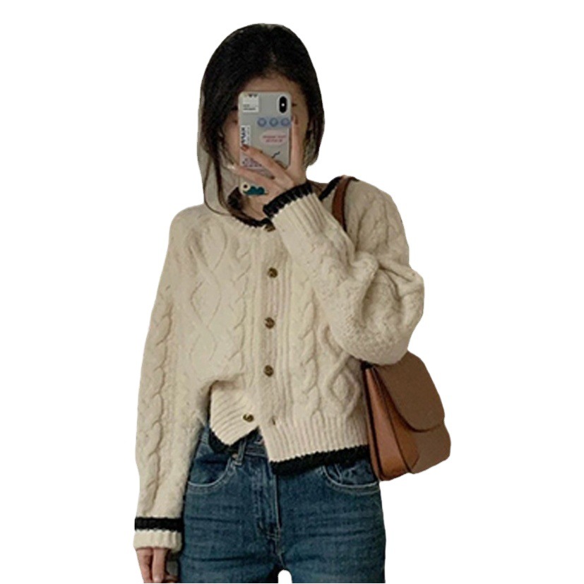Early spring autumn 2024 new women's design sense short foreign style top sweater women's small knitted cardigan