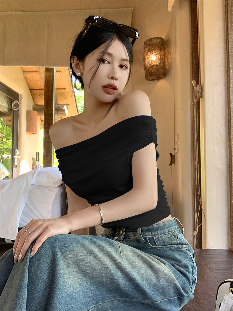 Picture of Ins Shoulder-exposed Sexy Spice Girls Pure Desire One-character Collar Short-sleeved T-shirt Women's Summer Slim-fit Slimming Base Top Women's Wholesale