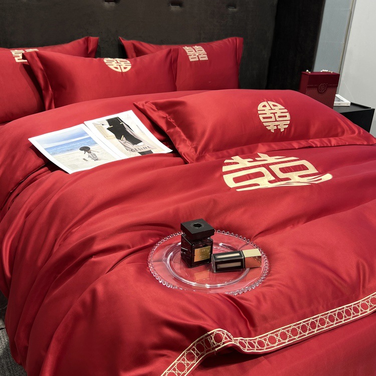 Picture of Big Red Washed Cotton Sanding Wedding Bed Four-piece Set New Wedding Bedding Bed Sheet Wedding Wedding Quilt Cover