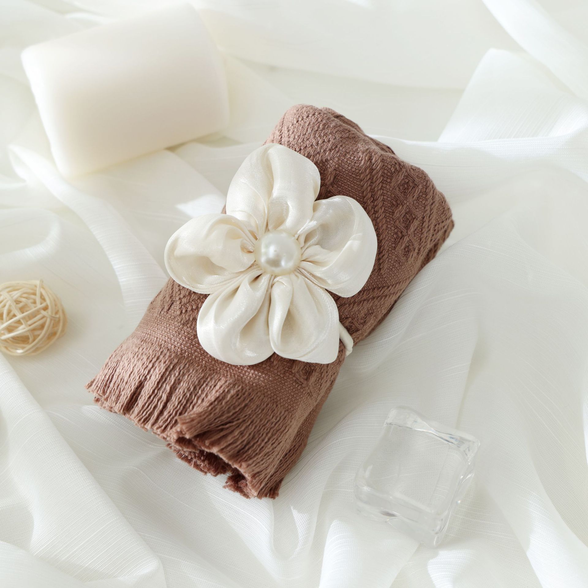 Picture of Wedding towel hand gift bridesmaid gift wedding pure cotton towel company activity opening annual meeting company small gift