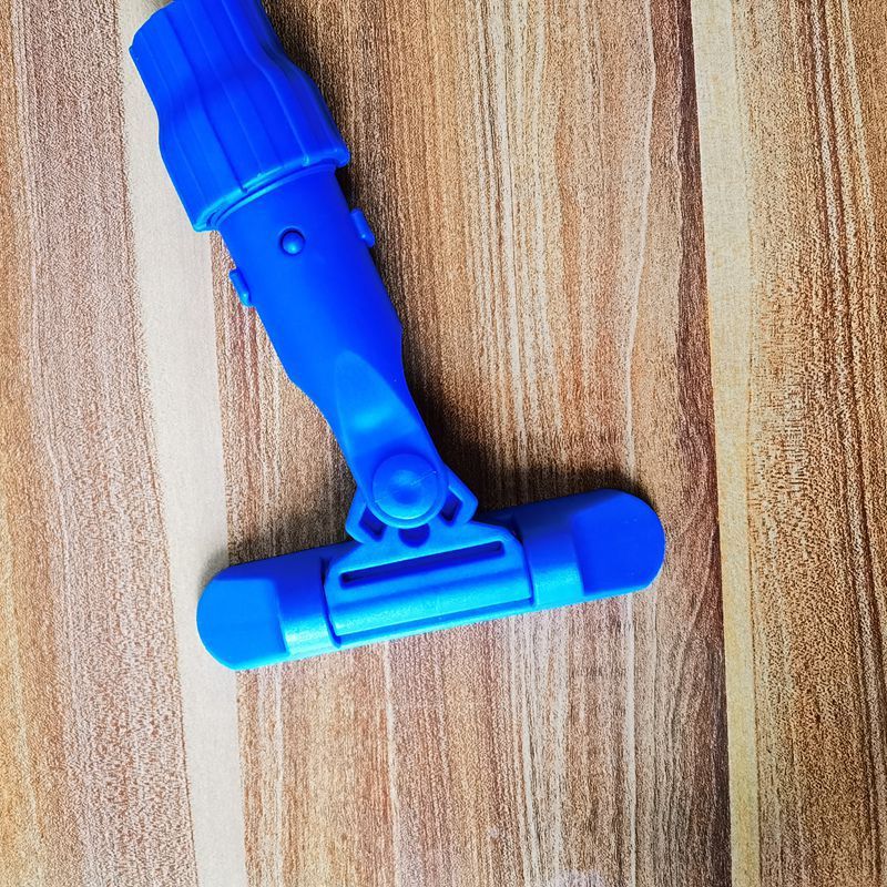 Hospital aluminum plate mop accessories flat mop plug plastic accessories for Jin Yi Jie Ange Tongxin Jie Shida