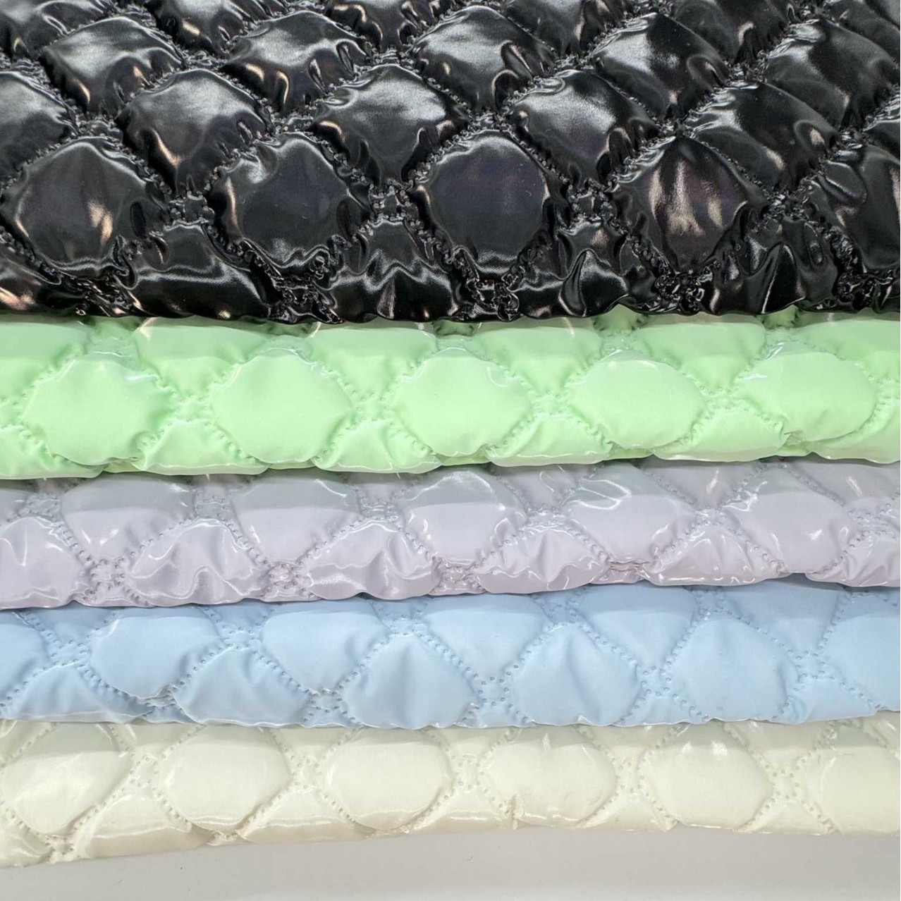 PU Cotton Polyester Ultrasonic 3.8 Three-dimensional Plaid Home Textile Quilting Spray Cotton Cotton Wrap Fabric Cloud Material
