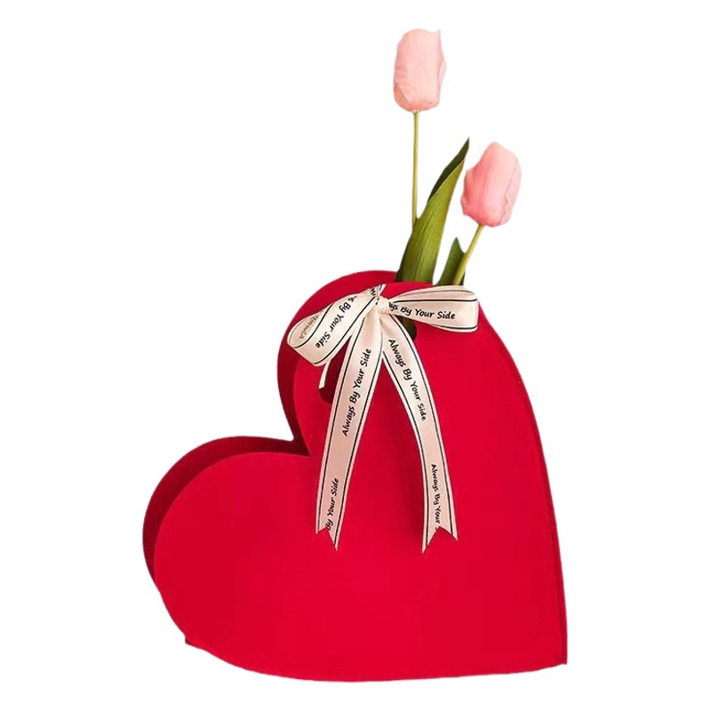 Little Red Book Heart-Shaped Felt Bag Handbag Love Engagement Wedding Candy Box Bridesmaid Candy Bag Wedding Essential