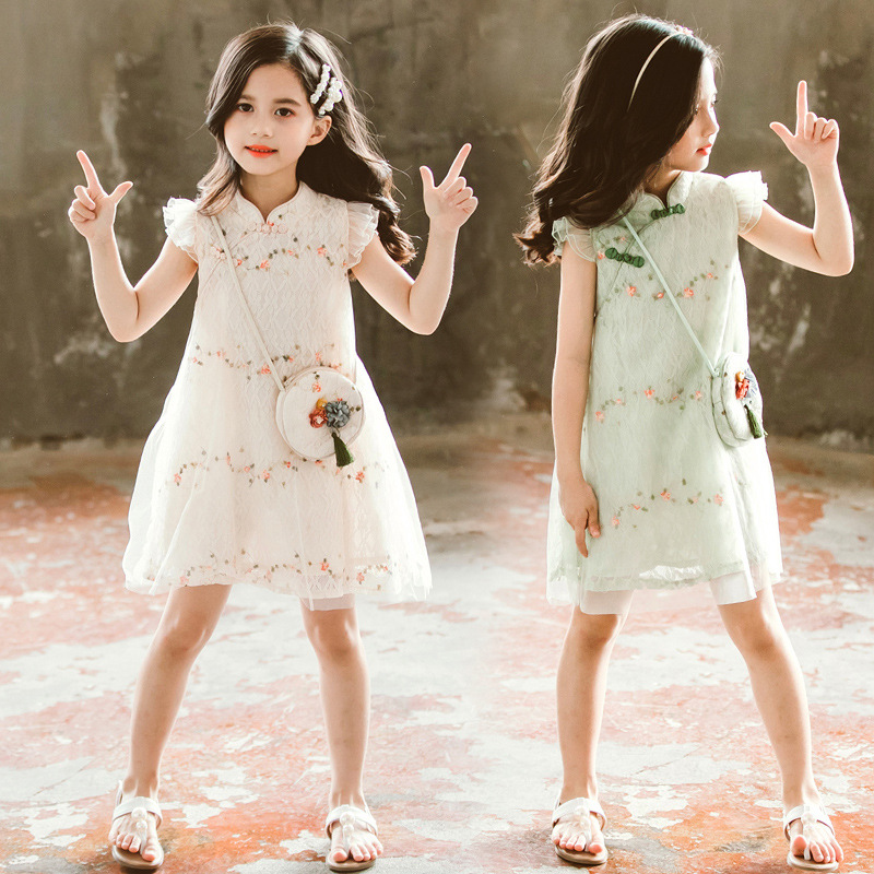 Picture of 2025 New Medium and Large Kidsren's Lace Cheongsam Girls' Dress Chinese Style Princess Dress Kidsren's Bag Cheongsam Suit