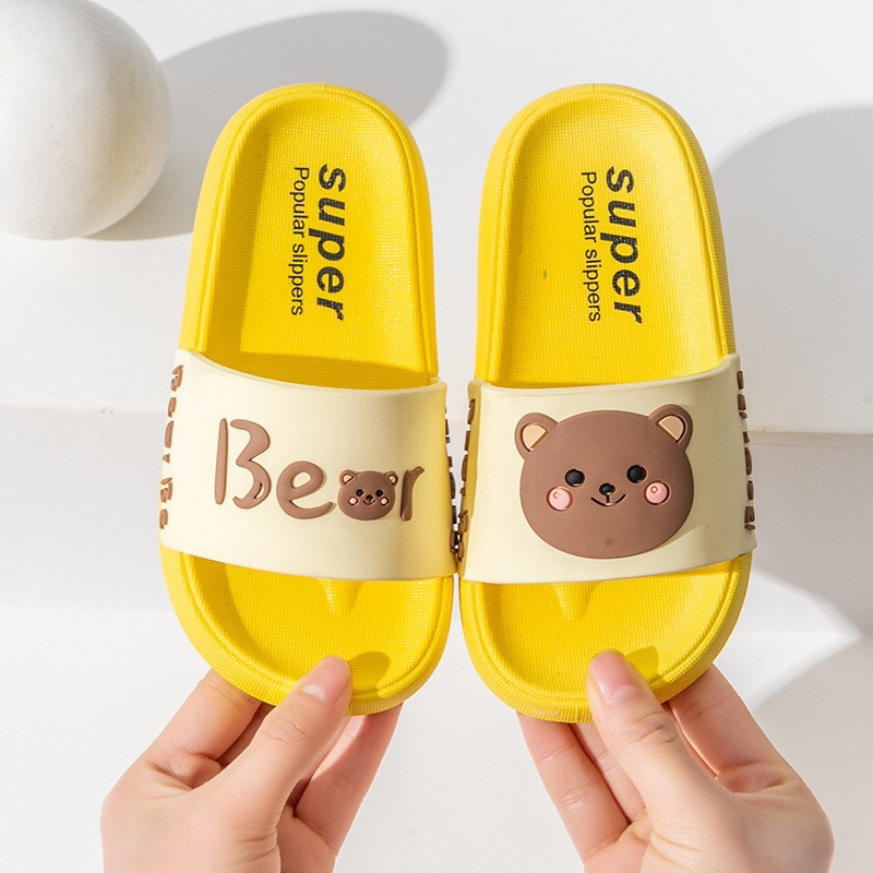 Picture of Daddy Pig Summer Cartoon Children's Slippers for Boys and Girls Indoor Home Non-slip Children's Outer Wear Big Children's Sandals and Slippers