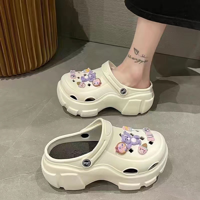 Picture of Baotou EVA hole shoes in 2025 new fashion and versatility student comfortable and casual two-wear non-slip slippers for women's summer