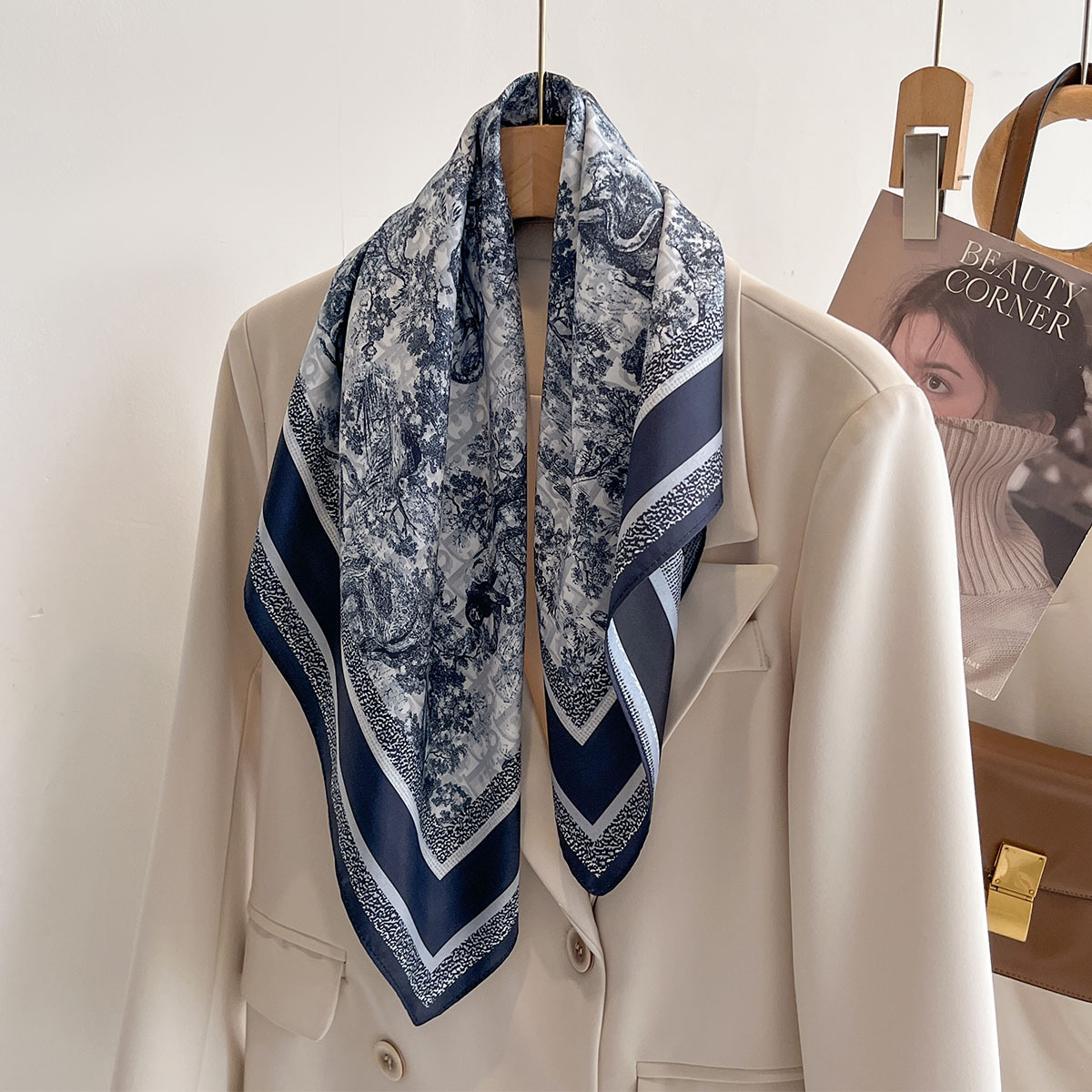 Picture of Cross-border Double-sided New Vintage Printed Scarf Korean Style Women's Fashion 70 Square Scarf Scarf Scarf Tie Scarf Professional
