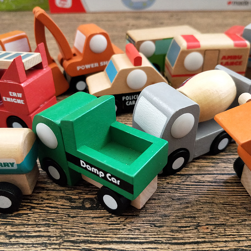 Picture of Japanese mini children's car combination and wind series Children's beneficial intelligence wooden first generation second generation car model