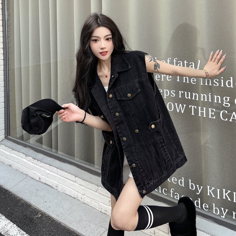 Picture of Real Shot of Spring 2025 New Loose Slimming Look Vest Trendy Style Sense of Design Design Waist Adjustable Denim Jacket