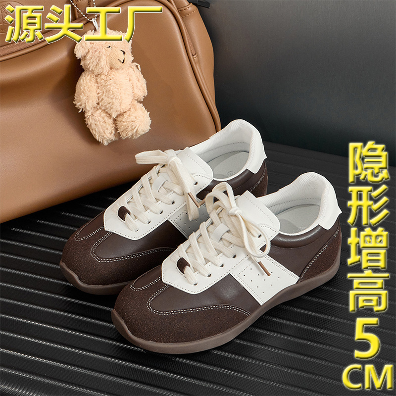 Retro Inner Heightening Moral Training Shoes for Women 2024 Autum New Versatile Lace-Up Sports and Casual Shoes Thick-Soled Forrest Gump Shoes