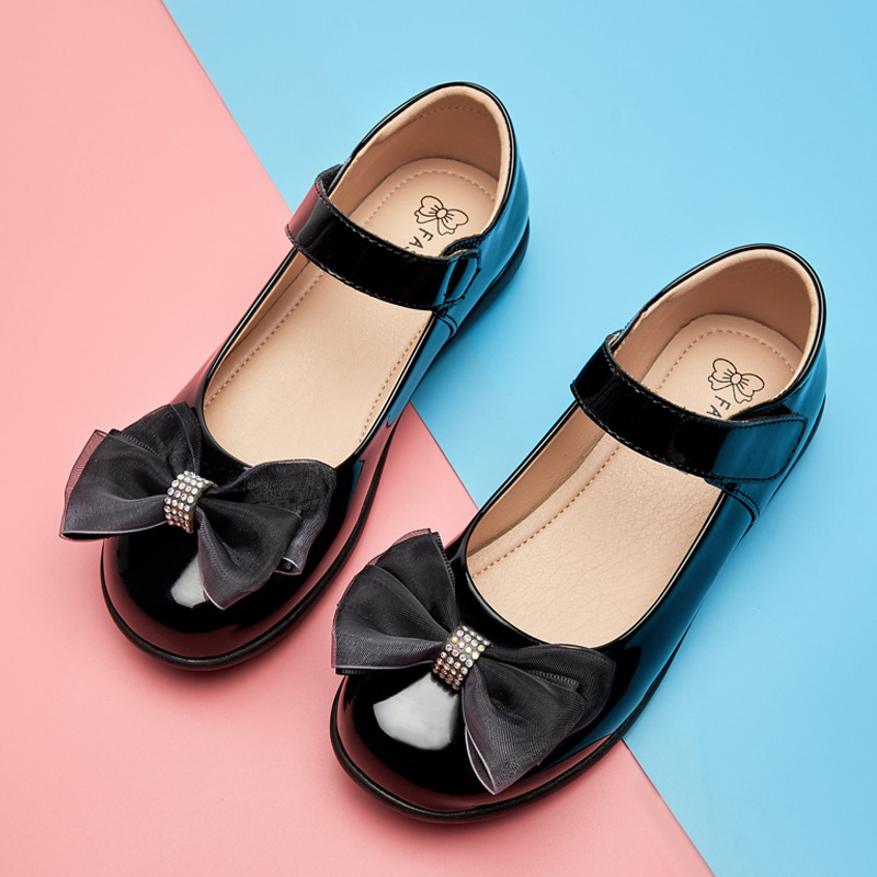Picture of Girls Black Leather Shoes Performance Shoes Princess Shoes Small Leather Shoes Children's School Leather Soft Sole Shoes School Shoes