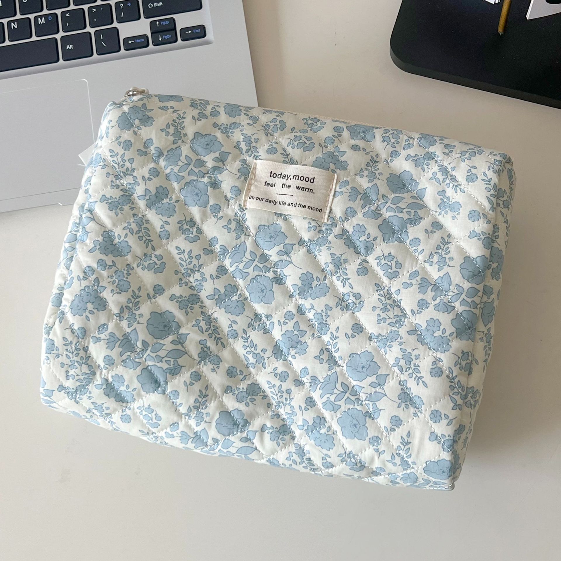 Picture of Blue Begonia Flower Cosmetic Bag Retro Student High-value Wash Bag Outgoing Portable Travel Storage Bag Octagon Bag