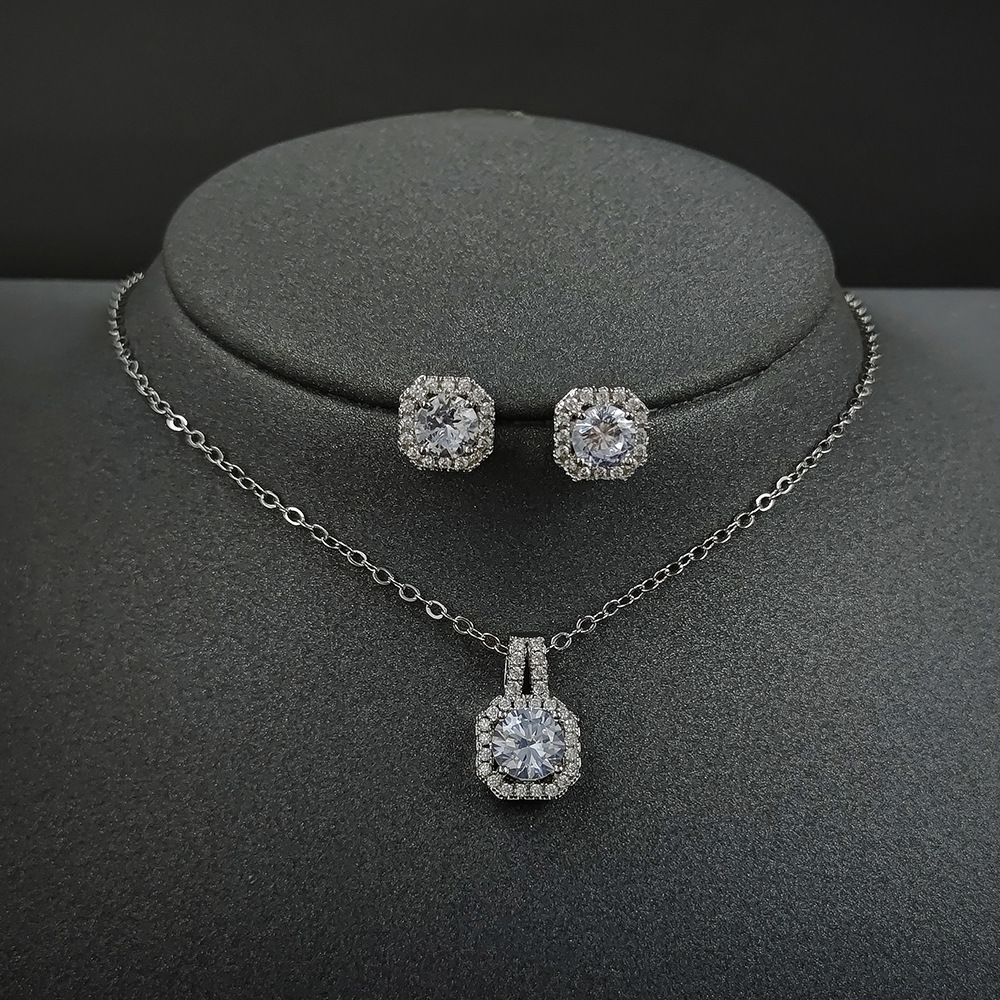 Exaggerated jewelry set European and American new zircon earrings necklace fashion small fresh square x1104-e1104