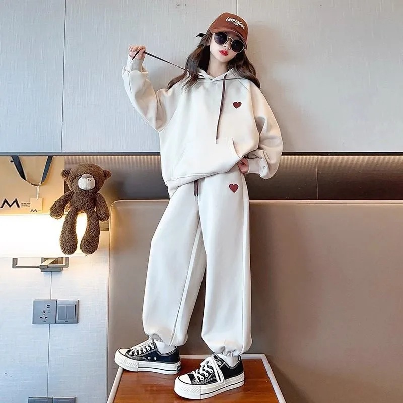 Picture of Chinese cotton composite Beibei velvet girls suit 2025 new autumn girls fleece-lined two-piece children's fashion