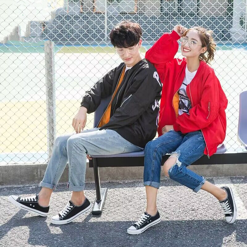 Picture of 2024 Super Popular Ins Classic Korean Style Casual Canvas Shoes for Men Large Size Versatile Low-Top Student Couple White Shoes for Women