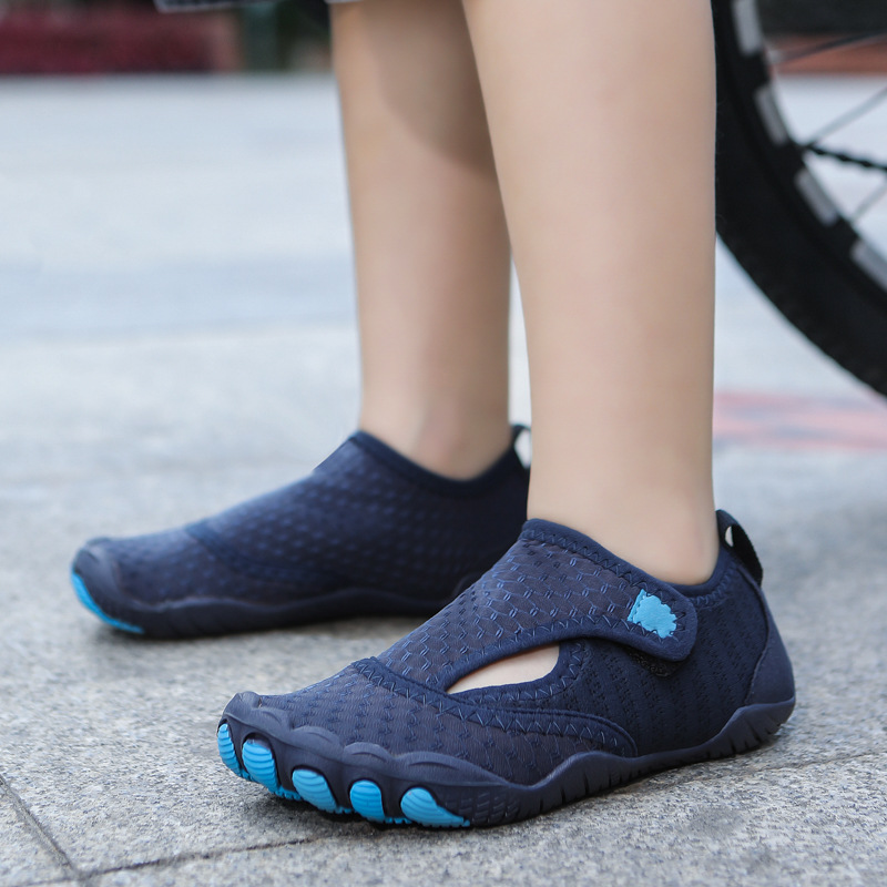 Picture of 24-47 yards outdoor parent-child cut-resistant non-slip soft bottom quick-drying wading shoes sports children's swimming beach tracing shoes